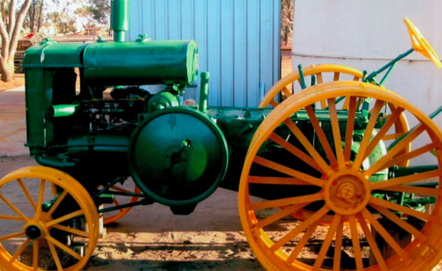 Auctionsplus the box A 1928 Model D had a full life on a Western Australian property before coming to rest under a Salmon Gum for 35 years 8.9.22