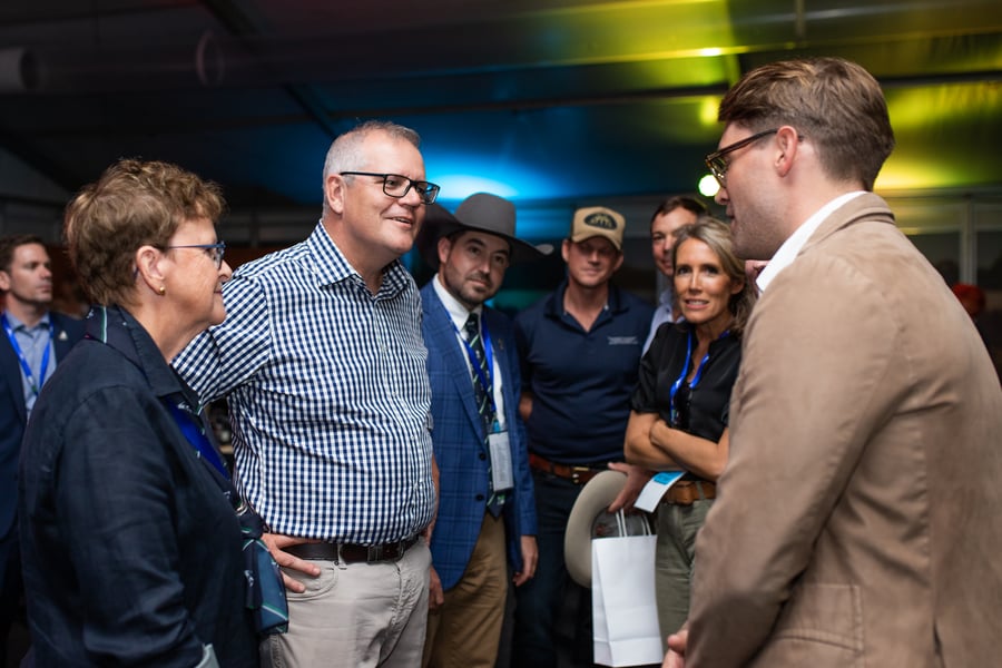 Beef Australia Beef Connections Prime Minister Scott Morrison AuctionsPlus (1)