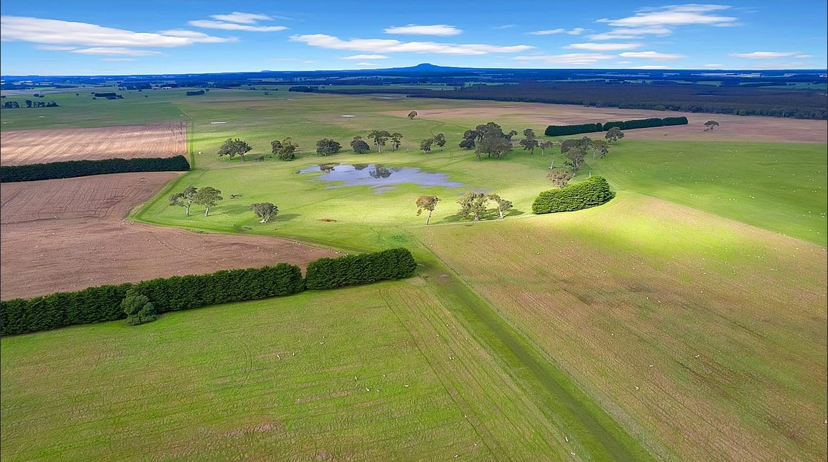 Chrome Park mixed farming property