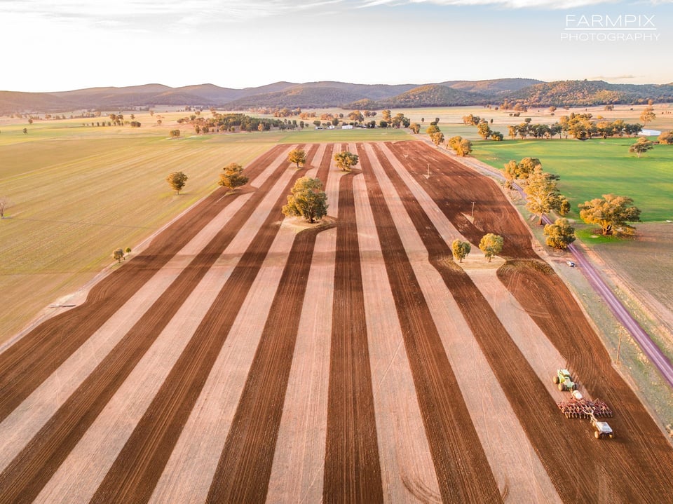 Cream of the crop rural photographers thank a farmer auctionsplus (1)