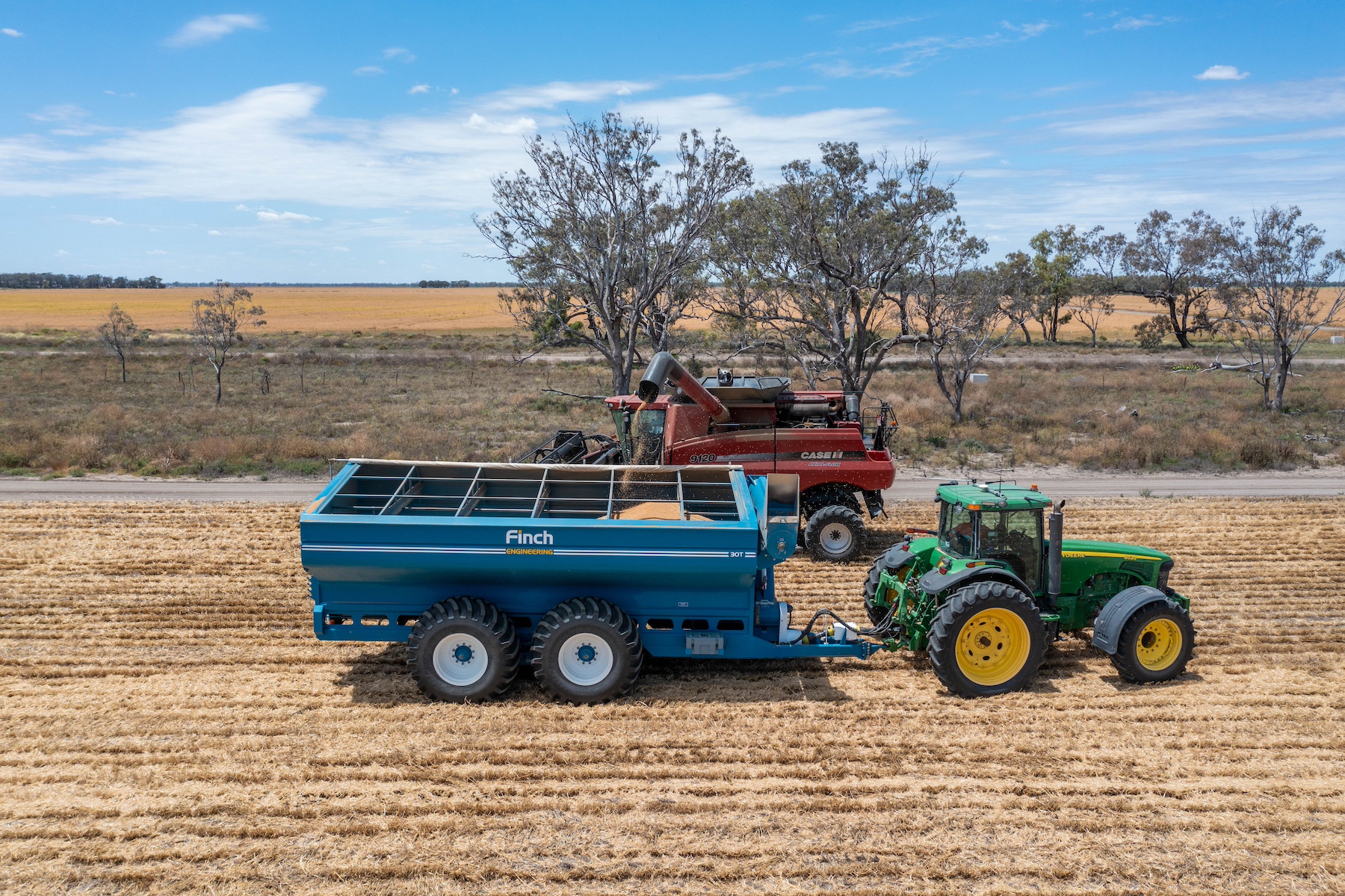 Machinery round-up: Trailers in demand, key clearing sales to watch
