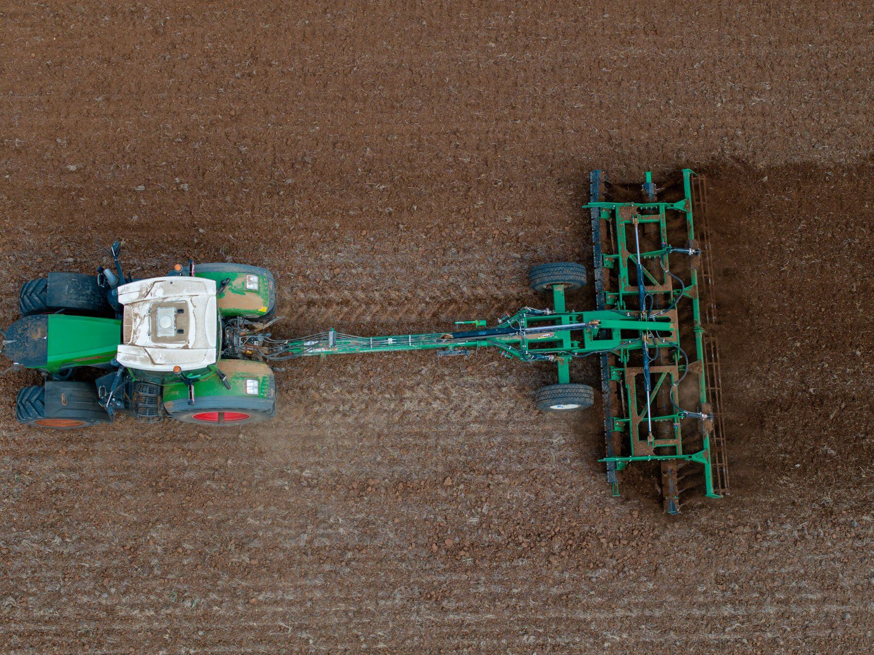 Machinery round-up: Clearance rates lift, chaser bins in demand