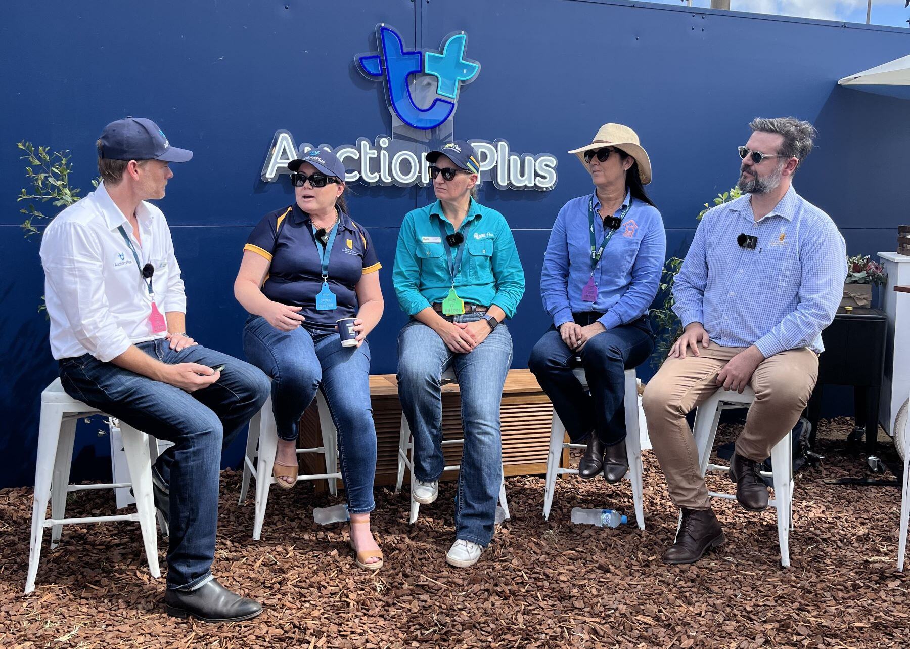 Biosecurity panel hears preparation the key to keeping farms safe